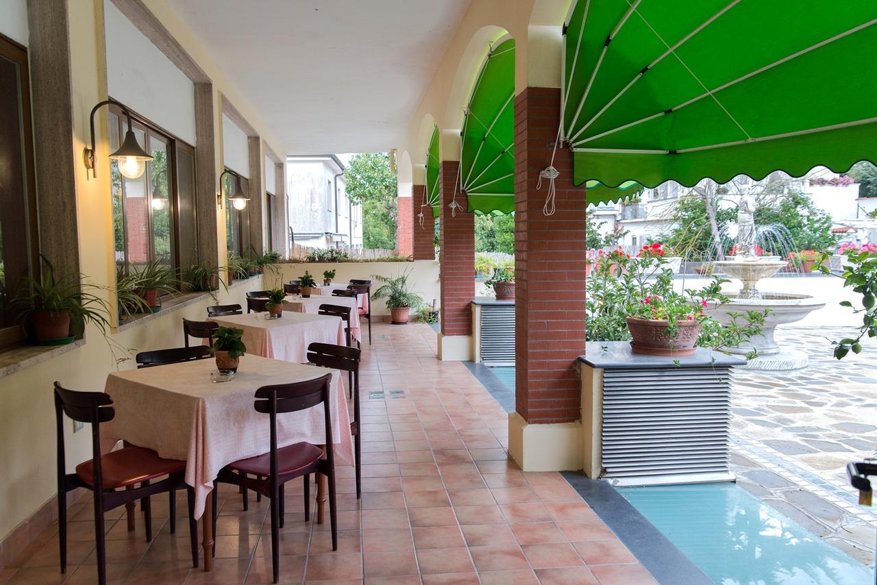 Hotel Reginella ซานตากาตา ซุย ดูเอกอลฟี ภายนอก รูปภาพ